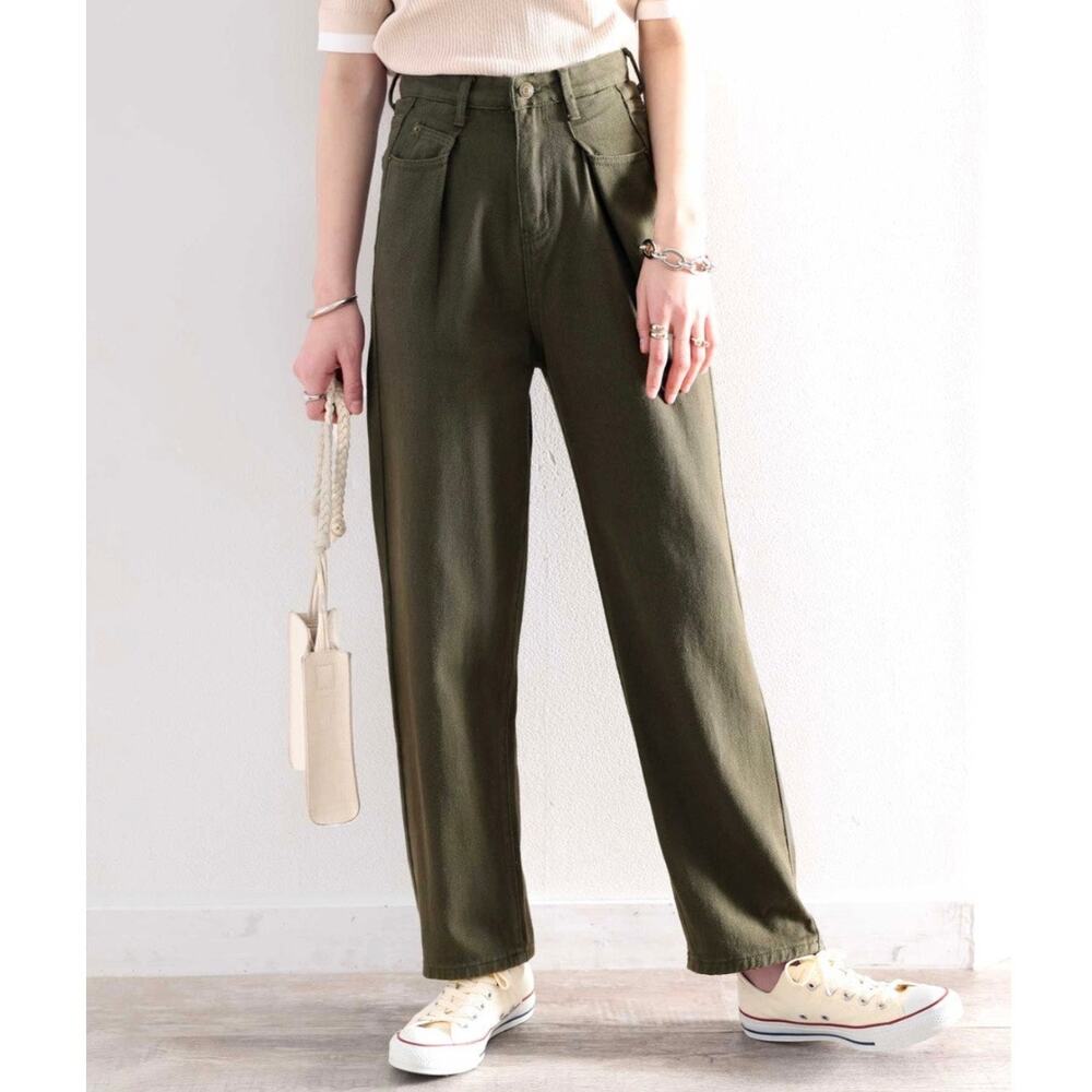 Classical Elf Minimalist High-Waisted Semi-Wide Japenese Made Khaki Pants